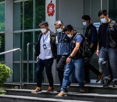 Apple Daily executives arrested in massive Hong Kong police raid on pro-democracy figures