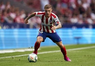 As Man United flipflops on Trippier, Arsenal prepare swoop for the right-back