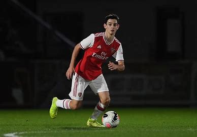 Arsenal’s young gun has his eyes on senior team and the Emirates community is dazzled