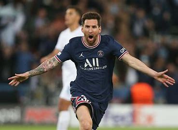 After scoring first goal, hungrier Lionel Messi challenges his PSG strike partners to raise their game