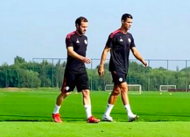 Christiano Ronaldo released early from national duties, joins new Man United teammates in training