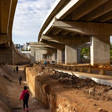 Road to link airport to Nairobi’s rich neighbourhoods leaves 40,000 destitute in poor settlements