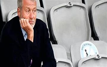 Chelsea owner Abramovich, Russian oligarchs sanctioned by Britain to choke off funds to Putin’s ‘war machine’