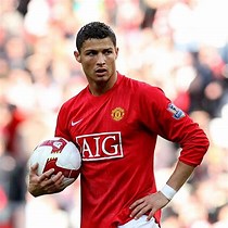 With Ronaldo listening to second opinion, it’s now reported he’s reviewing decision to exit Man United