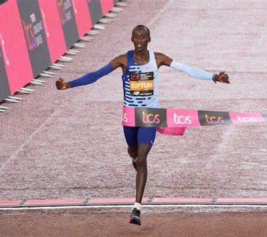 Kenyan athlete Kelvin Kiptum runs in style to post second fastest time and win men’s London Marathon