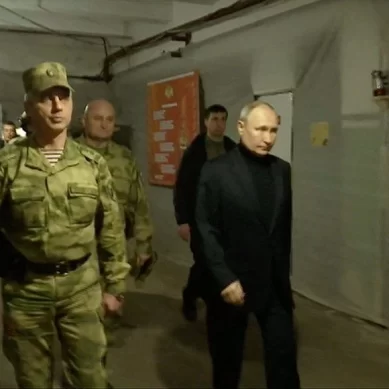 Sickly Putin visits troops in Ukrainian regions Russia claims to have annexed as both sides chest thump  
