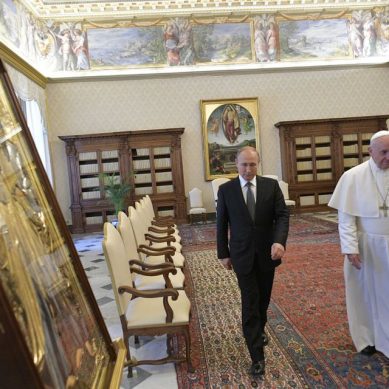 Vatican denies Pope Francis glorified imperialism in unscripted speech to Russian youths