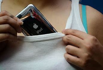 Experts link sharp rise in breast cancer in women to routinely keeping cell-phones in their bras