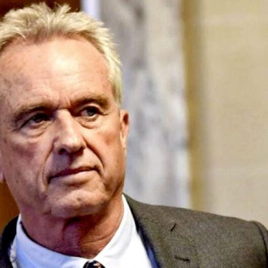 Assassination scare as gunman is arrested at Democratic presidential aspirant Robert F. Kennedy Jr event
