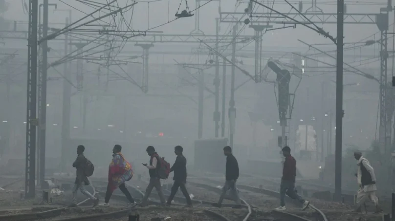 Air pollution in Indian capital New Delhi turns ‘severe’ and authorities order schools shut