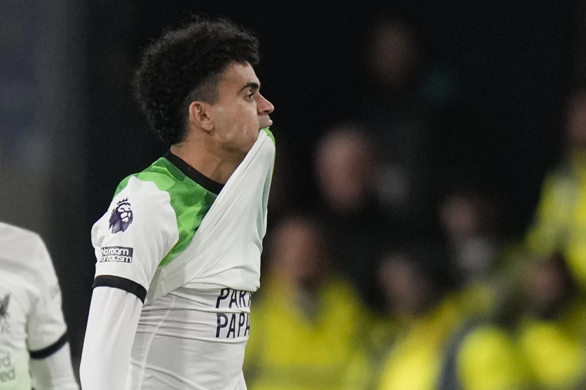 Liverpool forward Luiz Diaz scores an emotional equaliser, sends message for his kidnapped dad
