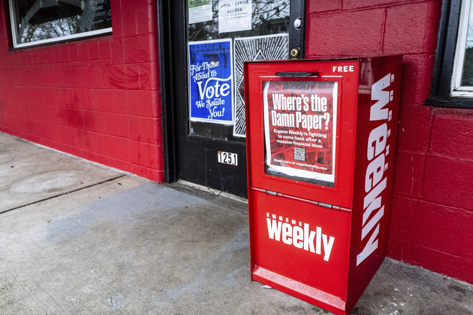 US weekly newspaper lays off entire staff, halts print after theft of funds by former employee