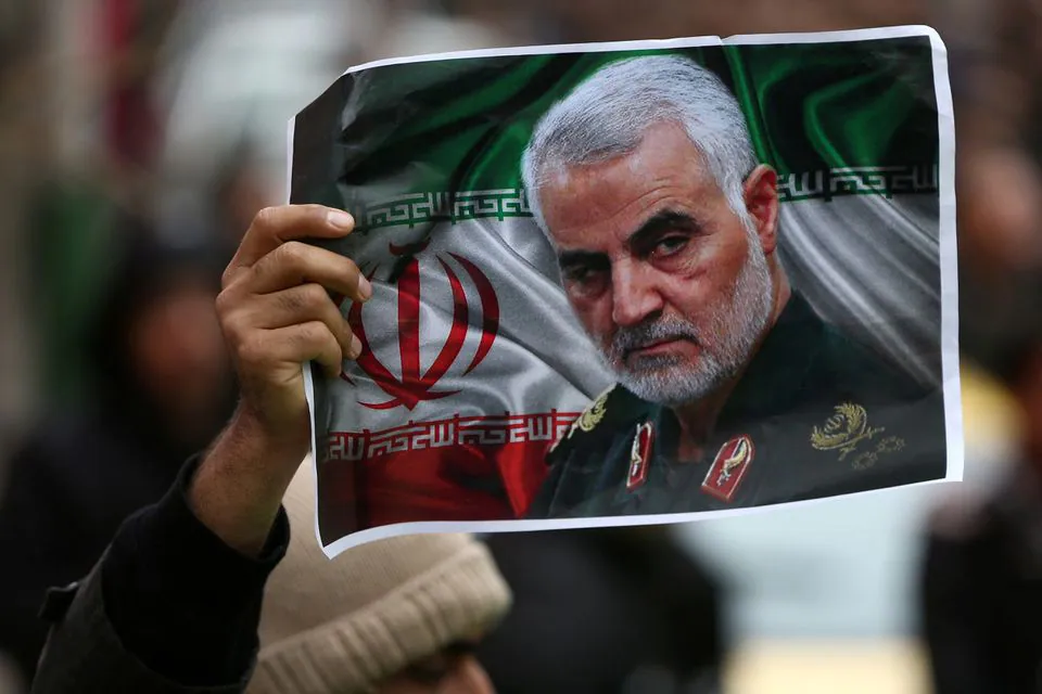 More than 100 killed in ‘terrorist attacks’ near tomb of Iranian Guards’ Soleimani