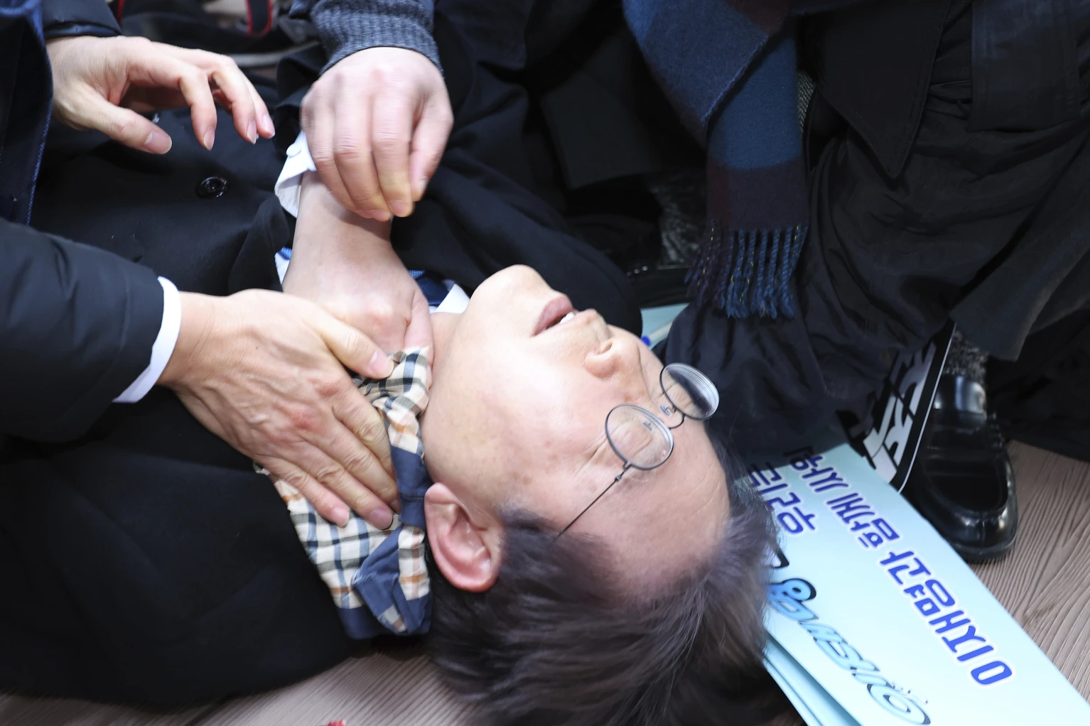 South Korean opposition leader Jae-myung stabbed in the neck by knife-wielding attacker