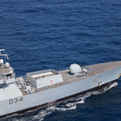 US, UK, French military shoot down Houthi drones after attack on bulk carrier, destroyers