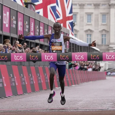 London Marathon pays tribute to last year’s winner Kelvin Kiptum, who died in car crash