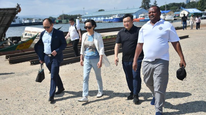 Chinese envoy to Kenya tours Kisumu City to assess investment opportunities in its port