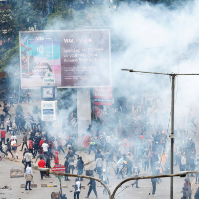 10 protesters shot by police as state orders pause on live broadcast of demonstrations in Kenya
