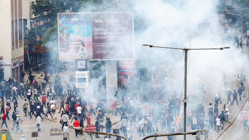 10 protesters shot by police as state orders pause on live broadcast of demonstrations in Kenya