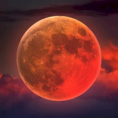 Among Luhyia sub-tribe of Bukusu ‘blood moon’ was seen as premonition of disaster, pregnant women were barred from looking at it