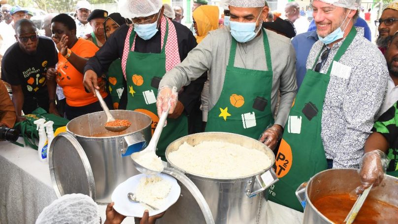 France teams up with civil society Food4Education to provide hot meals for students from poor households in Kenya