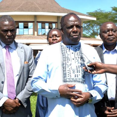 Minister threatens to strike off the roll 10,300 savings societies for violating code of practice