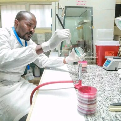 New study by Jaramogi Oginga Odinga Referral Hospital microbiologist links hospital scrubs to drug resistant infections
