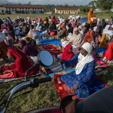 US considers relocating Ebola-exposed Americans to Kenya as Uganda shuts border with Congo