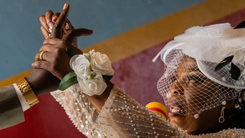 ‘No kisses, no hugs – only love; Ebola is on the loose’, Congolese authorities ban contact during weddings
