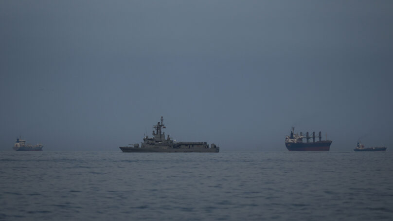 Iran orders vessels seeking to cross Strait of Hormuz file their requests to Persian Gulf Strait Authority