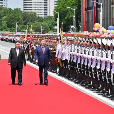 Chinese President Xi Jinping meets North Korean counterpart Kim Jong Un in Pyongyang to discuss economic ties