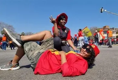 Terrified Malawians, Zimbabweans flee South Africa following widespread protests against foreign workers
