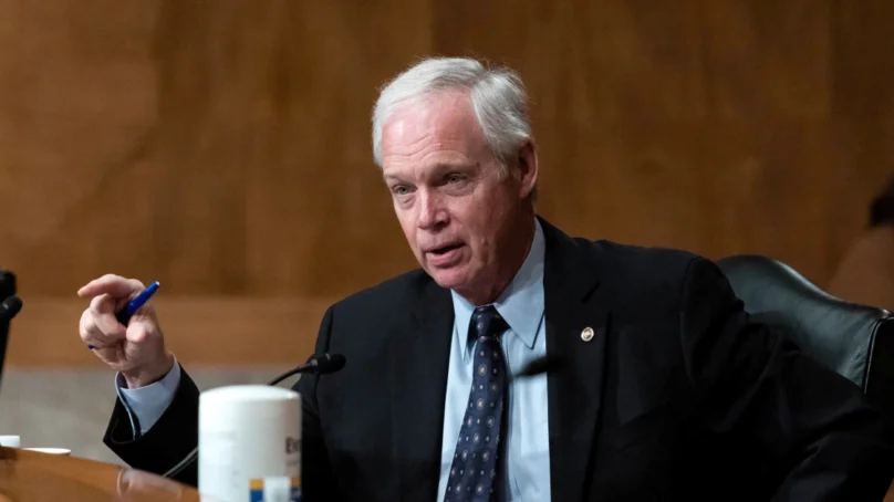 Senator bemoans death of ‘serious journalism’ in US as medic links 2024 cancer diagnoses of King Charles III and Princess Catherine to Covid-19 vaccine