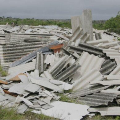 Environmentalists in Homa Bay oppose dumping of asbestos on Lake Victoria shores as Kenya grapples with the cancer-causing material