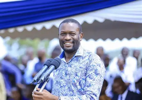 How ‘poor senator’ is taking the war to Kenya’s corrupt regime and bourgeoisie ‘eating like gluttons’ and ‘vomiting on the shoes’ of citizens